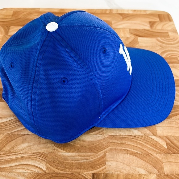 L.A. Dodgers Team MLB Blue and White Embroidered Adjustable Baseball Hat - Picture 5 of 12